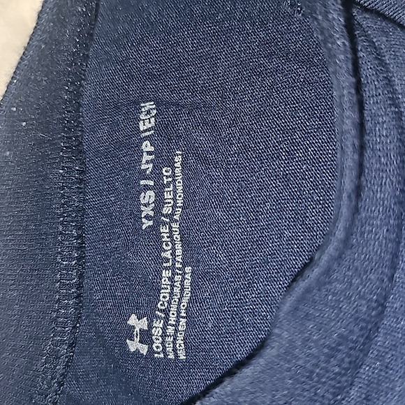 Under Armour short sleeve tee - Picture 3 of 3